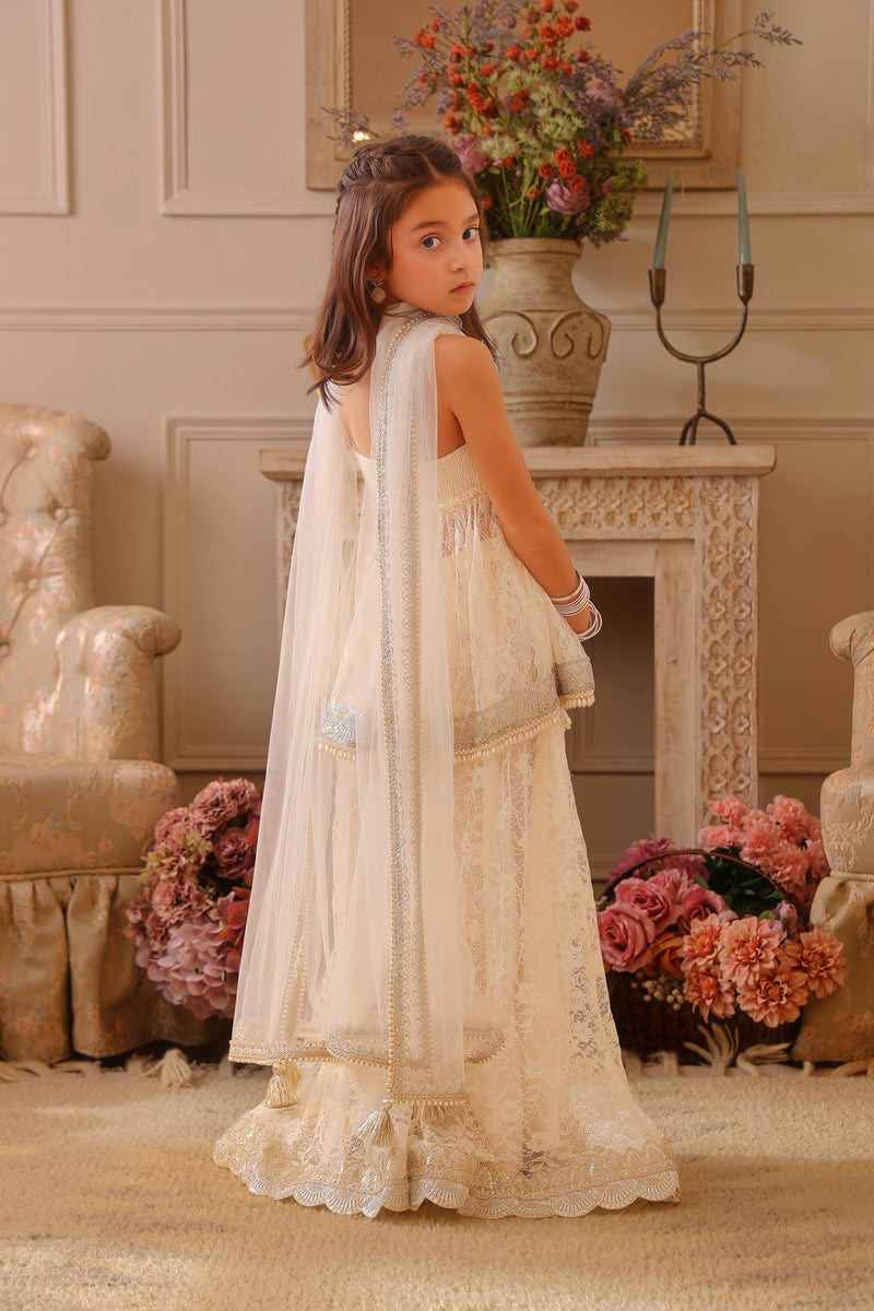 The Stage is Aaliyah’s Sharara Set
